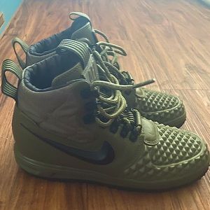 NIKE Lunar AF1 Duckboot Sneaker Olive Green 8 NWOT